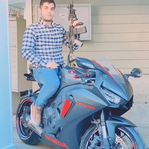 Meet your Posher, Yousef